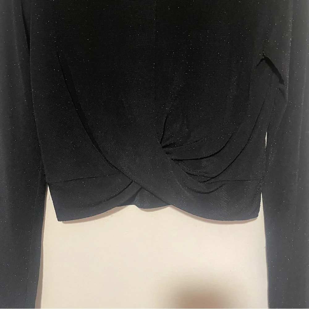 Aeropostale Black Crew Neck Long Sleeve Crop Top - Picture 3 of 3